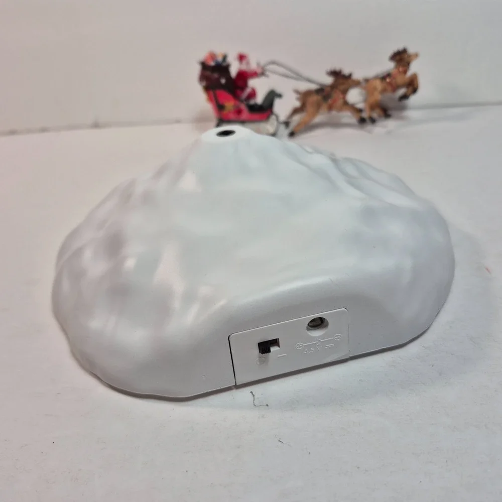 Lemax Animated Santa Sleigh & Reindeer Village Display w Stand Tested Working